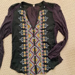 Anthropologie embroidered boho top by Tiny